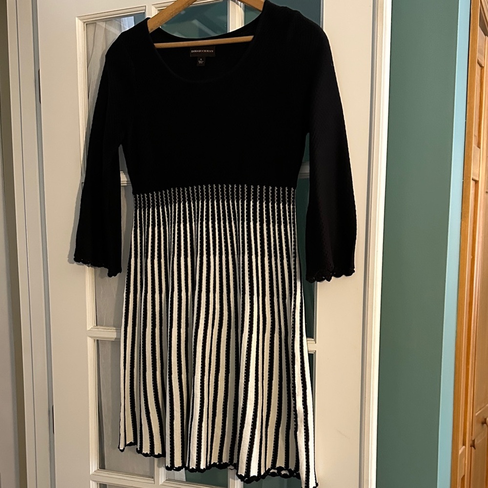 Dana Buchman Black and White Sweater Dress